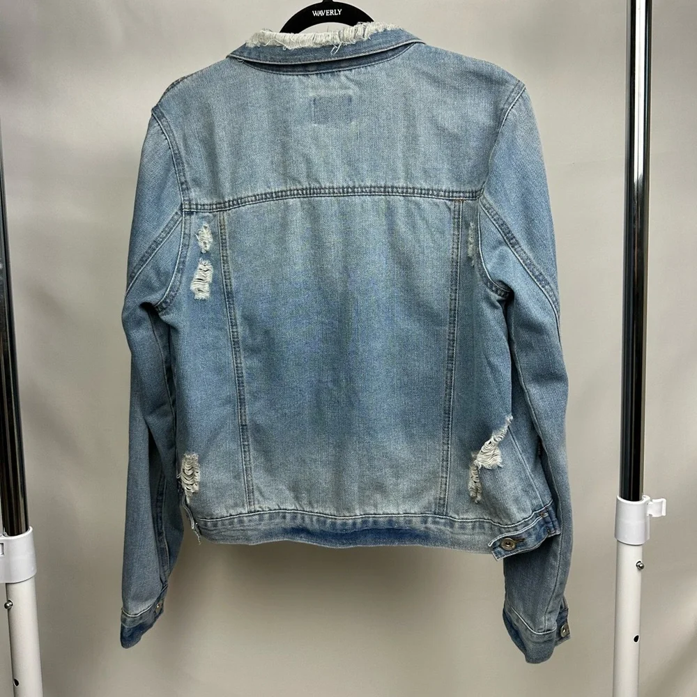 Ci Sono Distressed Light Wash Denim Jacket Women’s XL Casual Layering - Picture 3 of 7